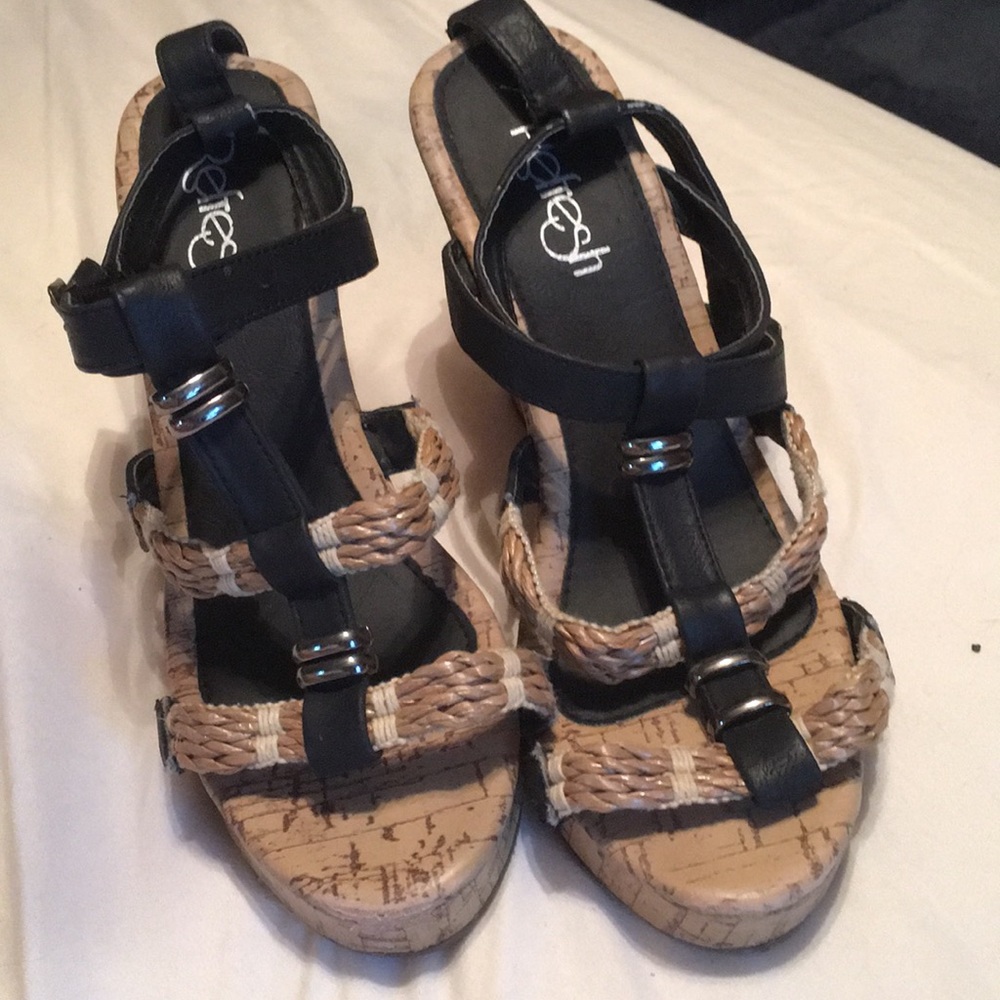 Size 7 1/2 wedges